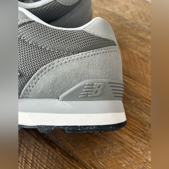 NWOT New Balance Women's 515 Retro Sneaker - Picture 11 of 11